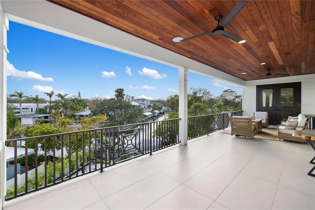 4634 Higel Avenue Sarasota FL 34242