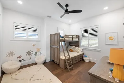 4634 Higel Avenue Sarasota FL 34242