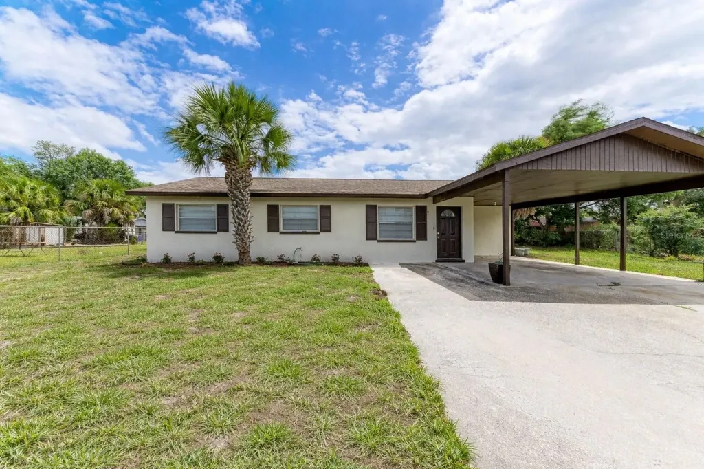 3012 Clay Circle Sarasota FL 34234