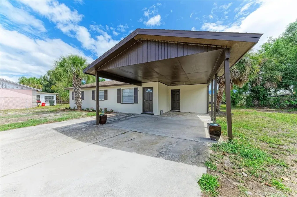 3012 Clay Circle Sarasota FL 34234