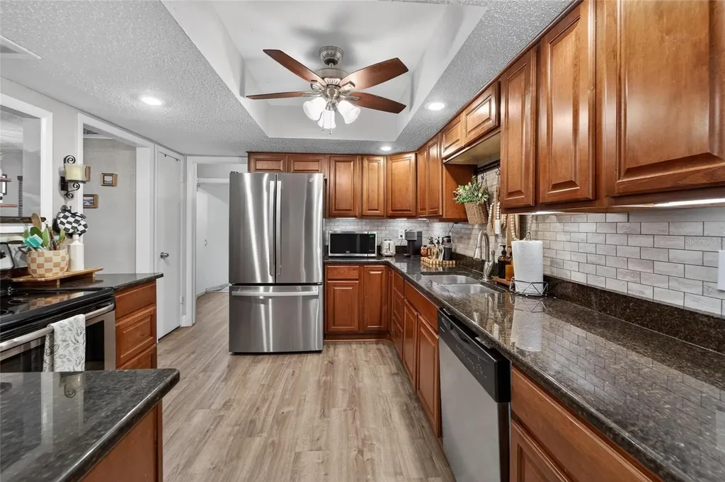 2711 Bellwood Drive Brandon FL 33511