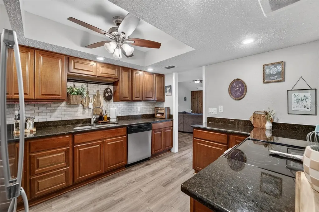 2711 Bellwood Drive Brandon FL 33511