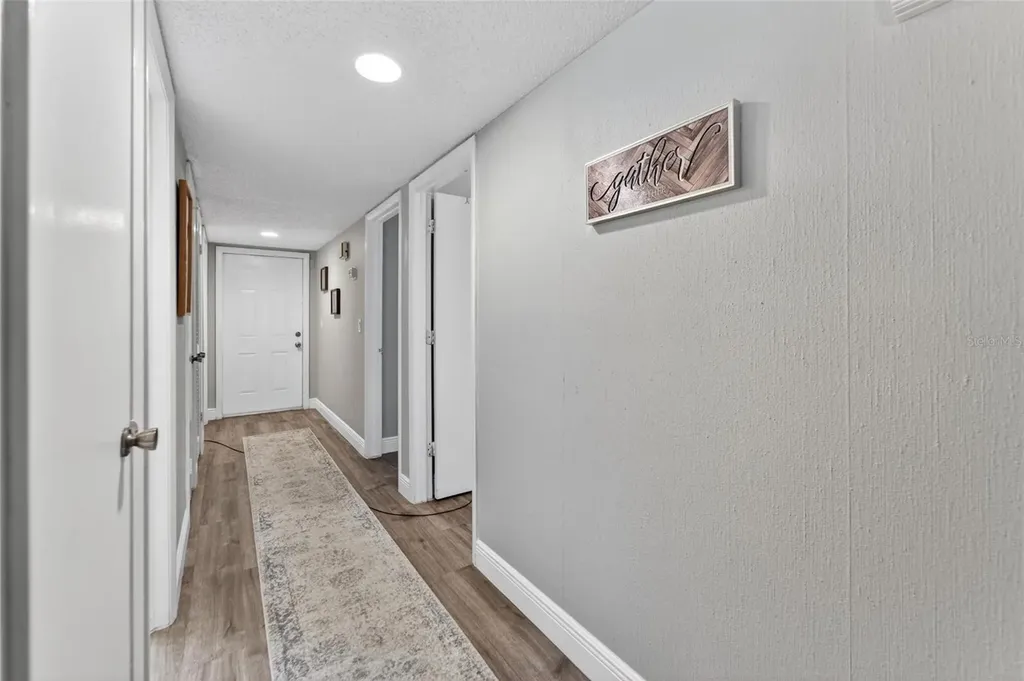 2711 Bellwood Drive Brandon FL 33511