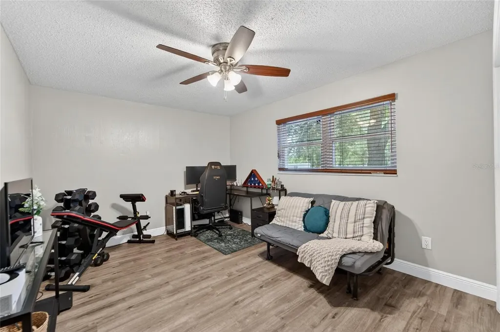 2711 Bellwood Drive Brandon FL 33511