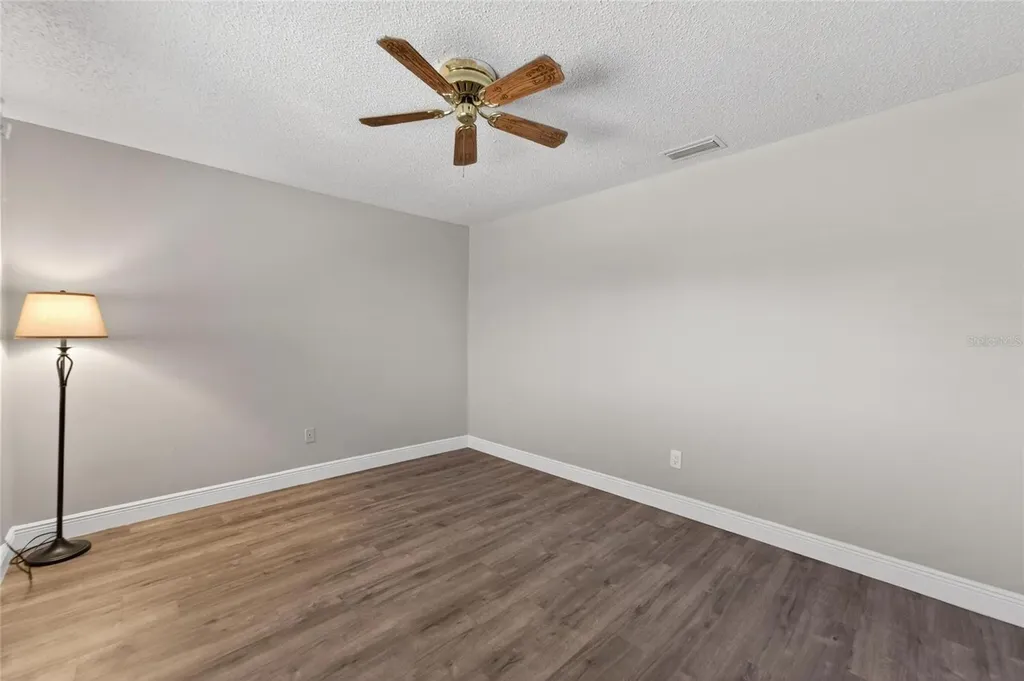 2711 Bellwood Drive Brandon FL 33511