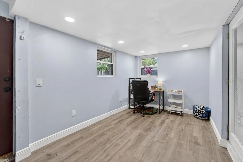 2711 Bellwood Drive Brandon FL 33511