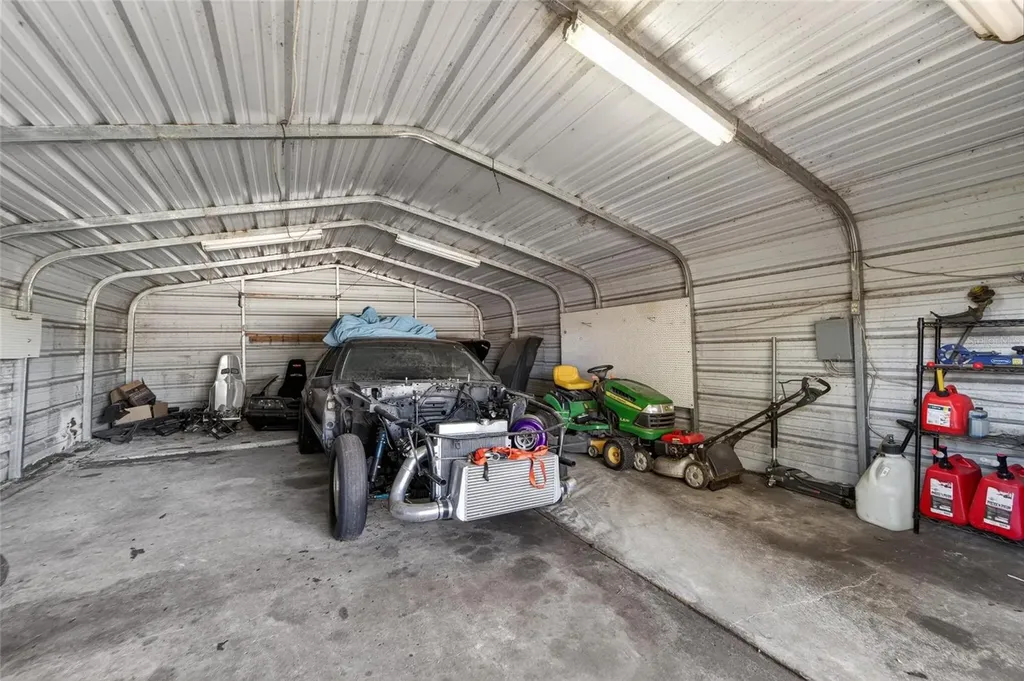 2711 Bellwood Drive Brandon FL 33511