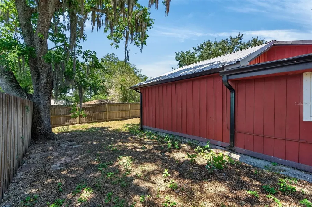 2711 Bellwood Drive Brandon FL 33511