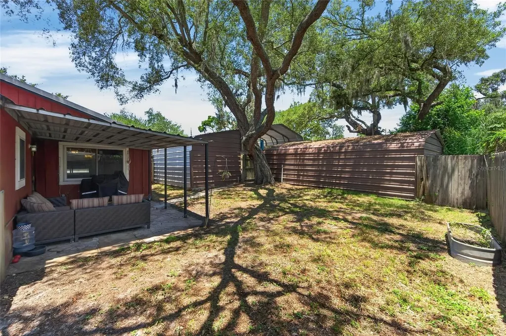 2711 Bellwood Drive Brandon FL 33511