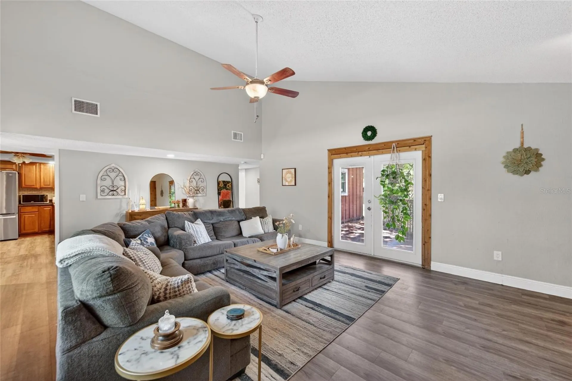 2711 Bellwood Drive Brandon FL 33511
