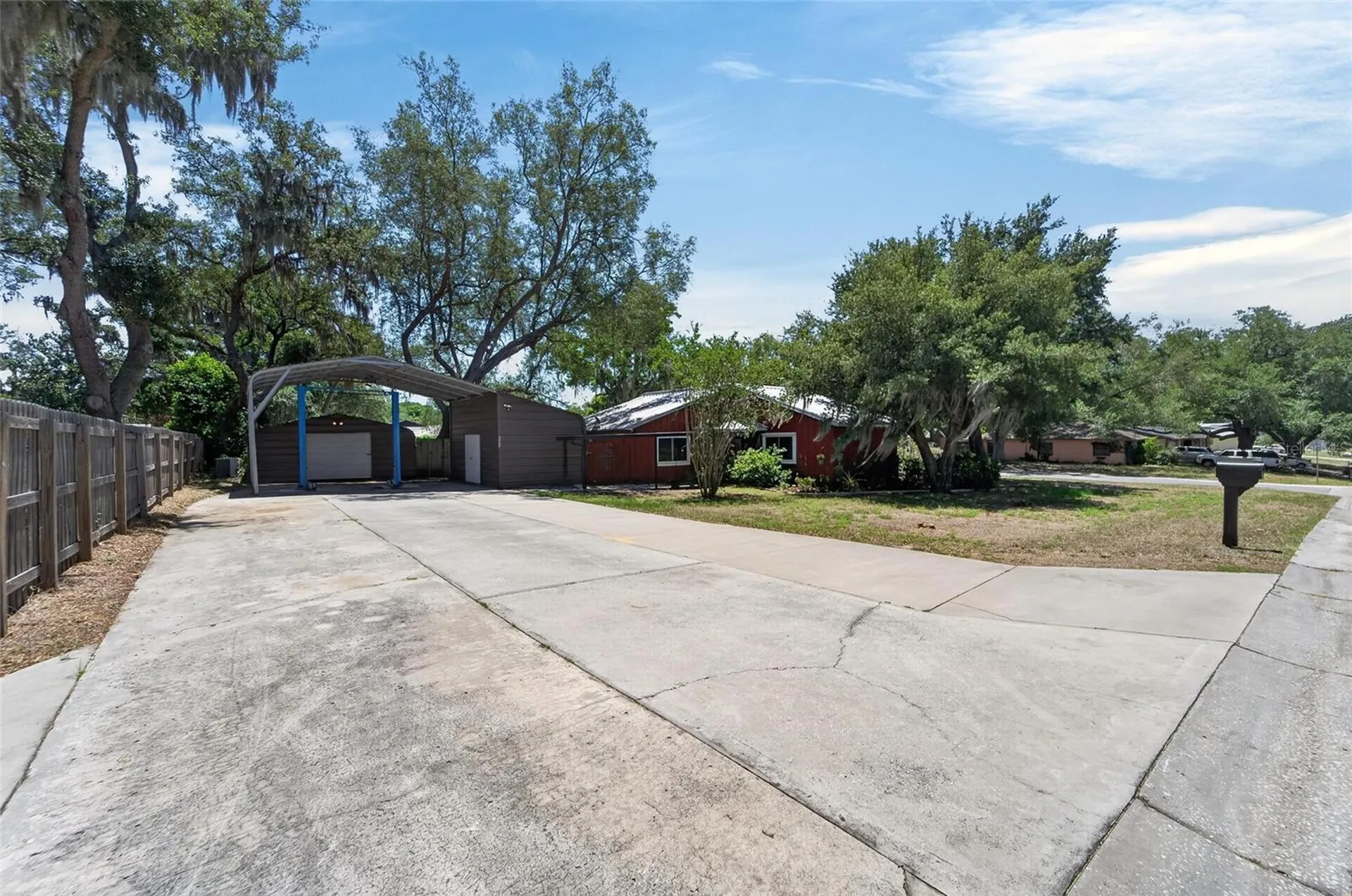 2711 Bellwood Drive Brandon FL 33511