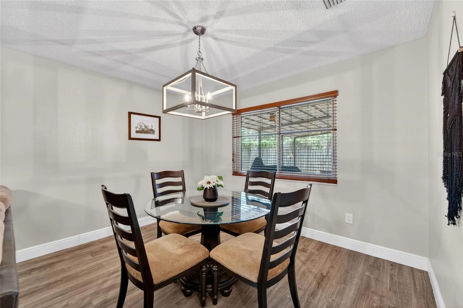 2711 Bellwood Drive Brandon FL 33511