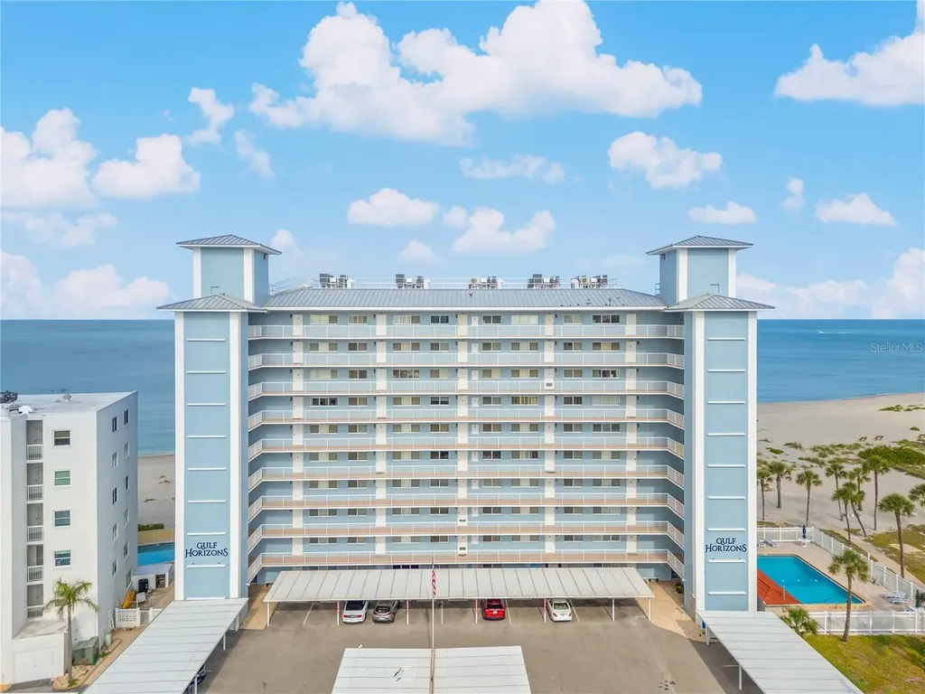 555 The Esplanade N Venice FL 34285