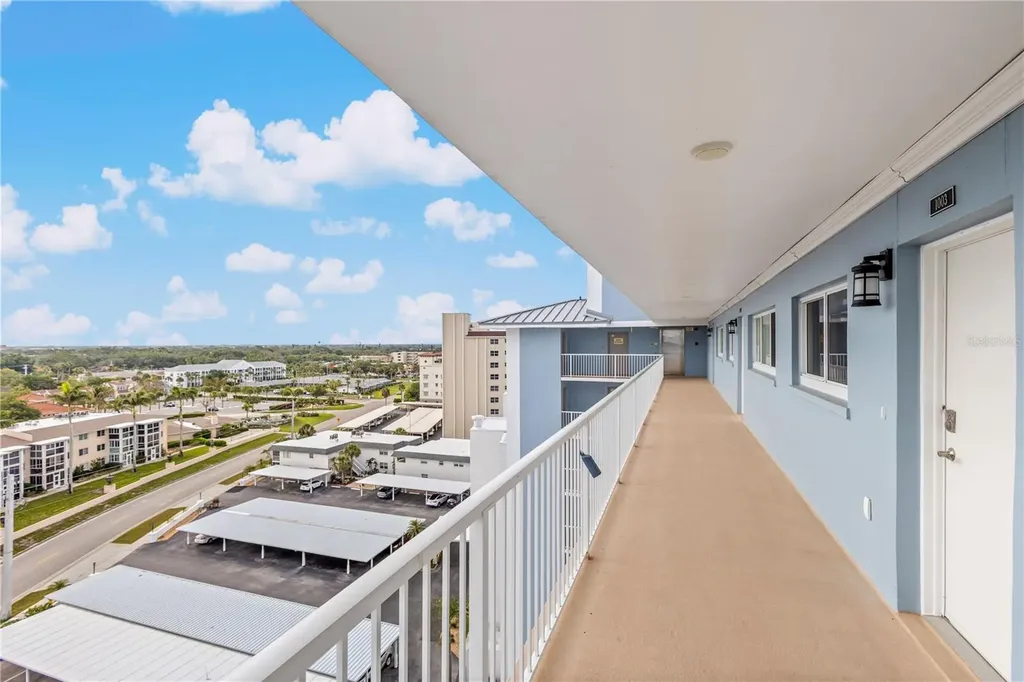 555 The Esplanade N Venice FL 34285