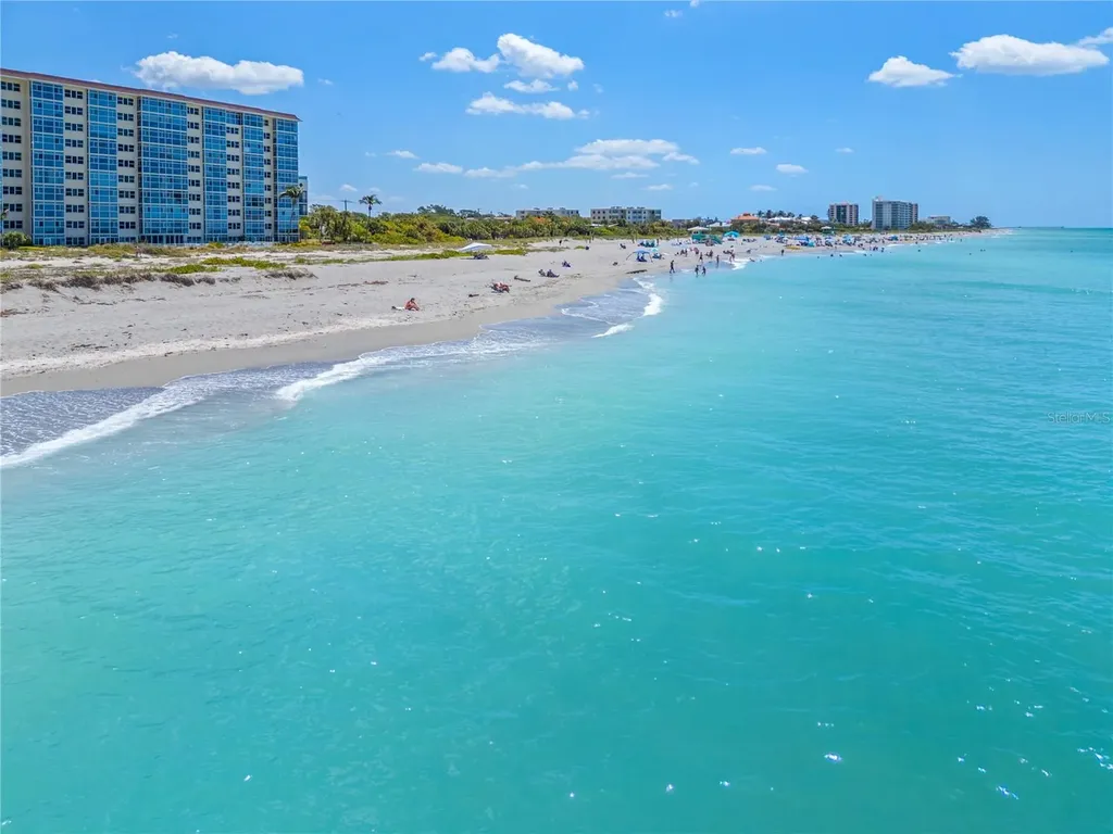 555 The Esplanade N Venice FL 34285