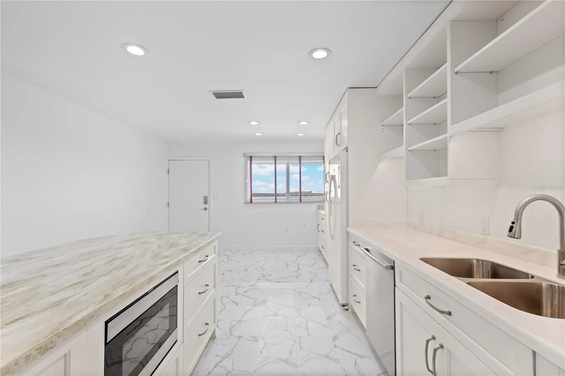 555 The Esplanade N Venice FL 34285