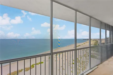 555 The Esplanade N Venice FL 34285