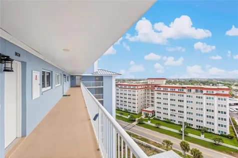 555 The Esplanade N Venice FL 34285
