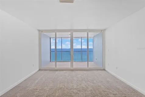 555 The Esplanade N Venice FL 34285