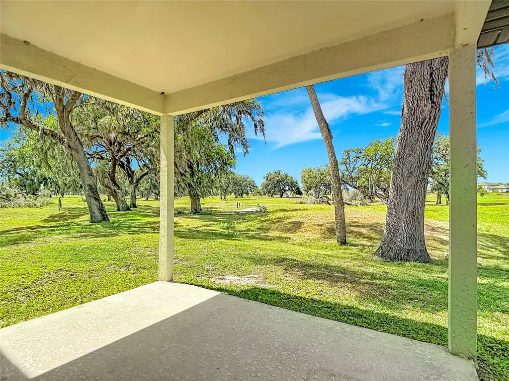 6969 Faben Lane Zephyrhills FL 33542