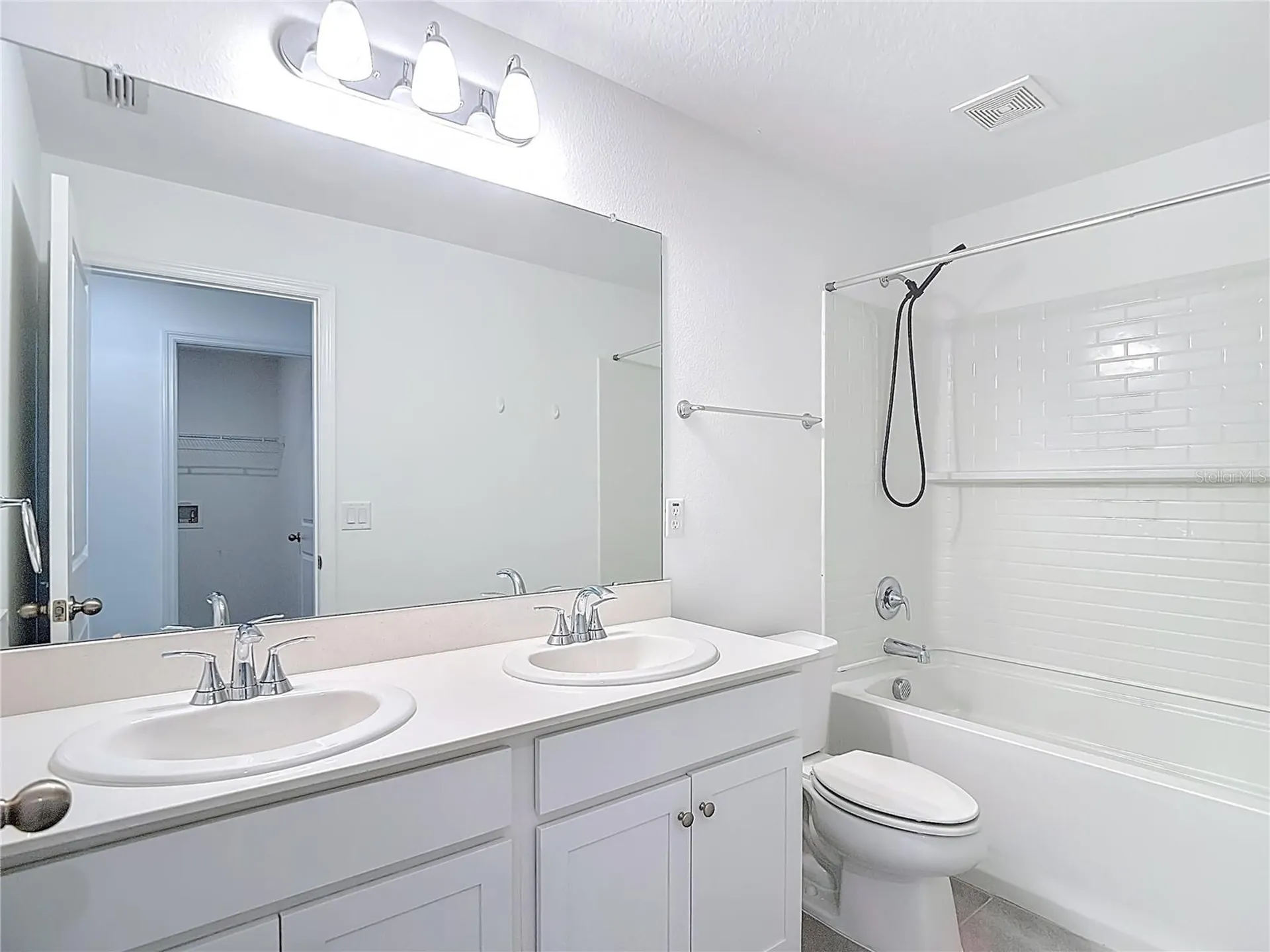 6969 Faben Lane Zephyrhills FL 33542