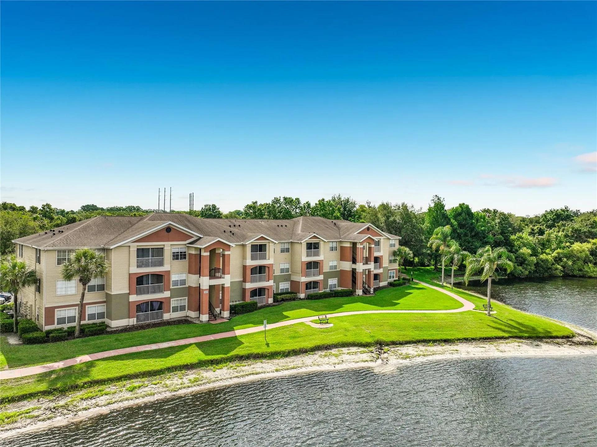 1909 Summer Club Drive Oviedo FL 32765