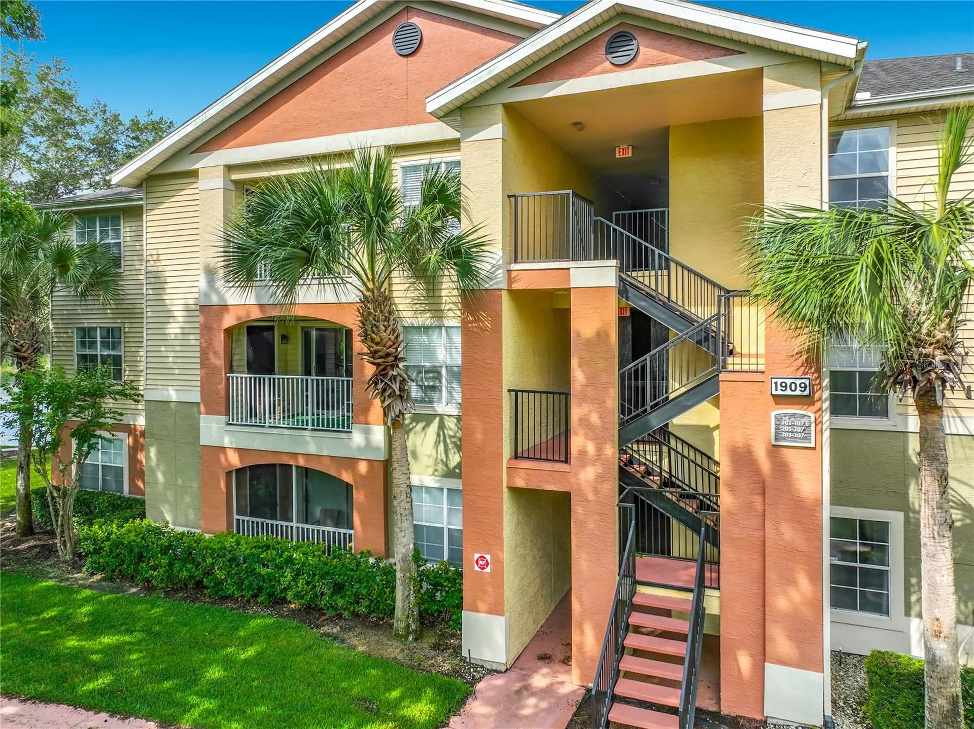1909 Summer Club Drive Oviedo FL 32765