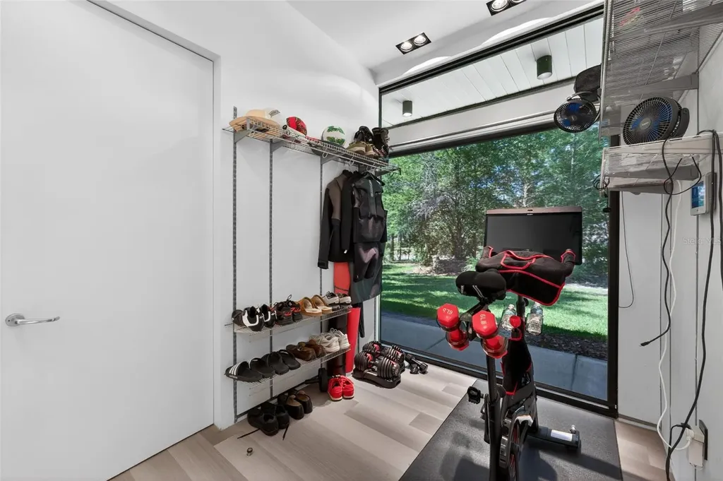 5425 Saddlebrook Way Wesley Chapel FL 33543