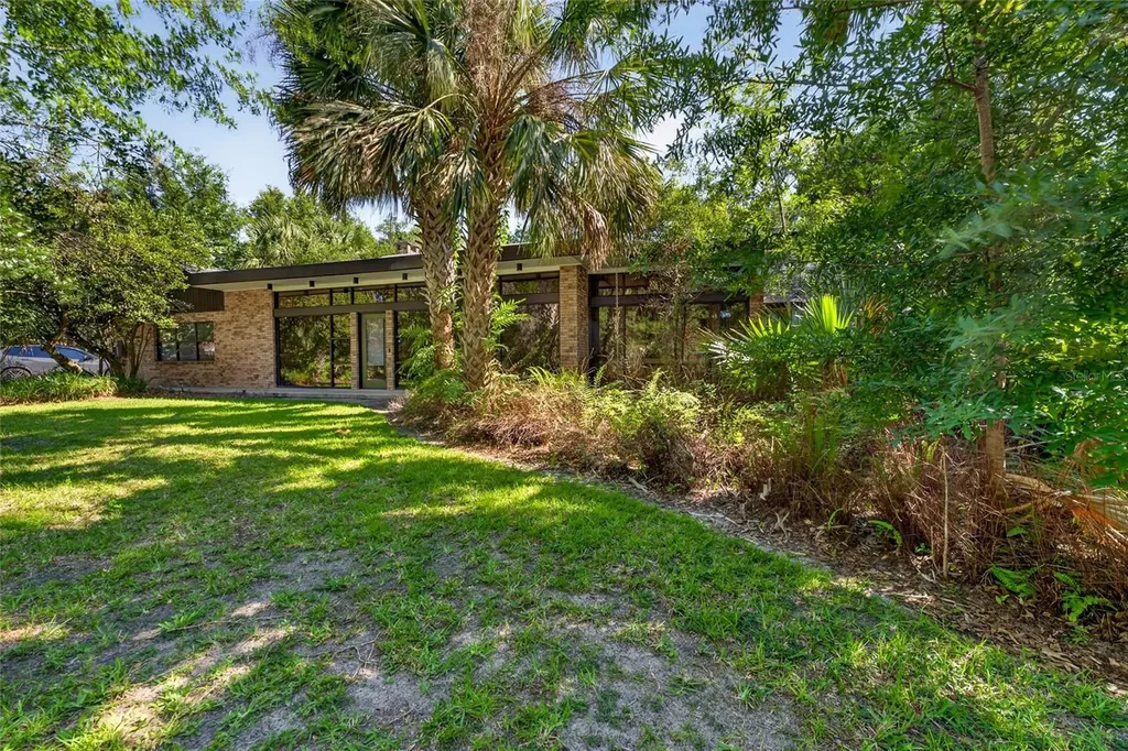 5425 Saddlebrook Way Wesley Chapel FL 33543