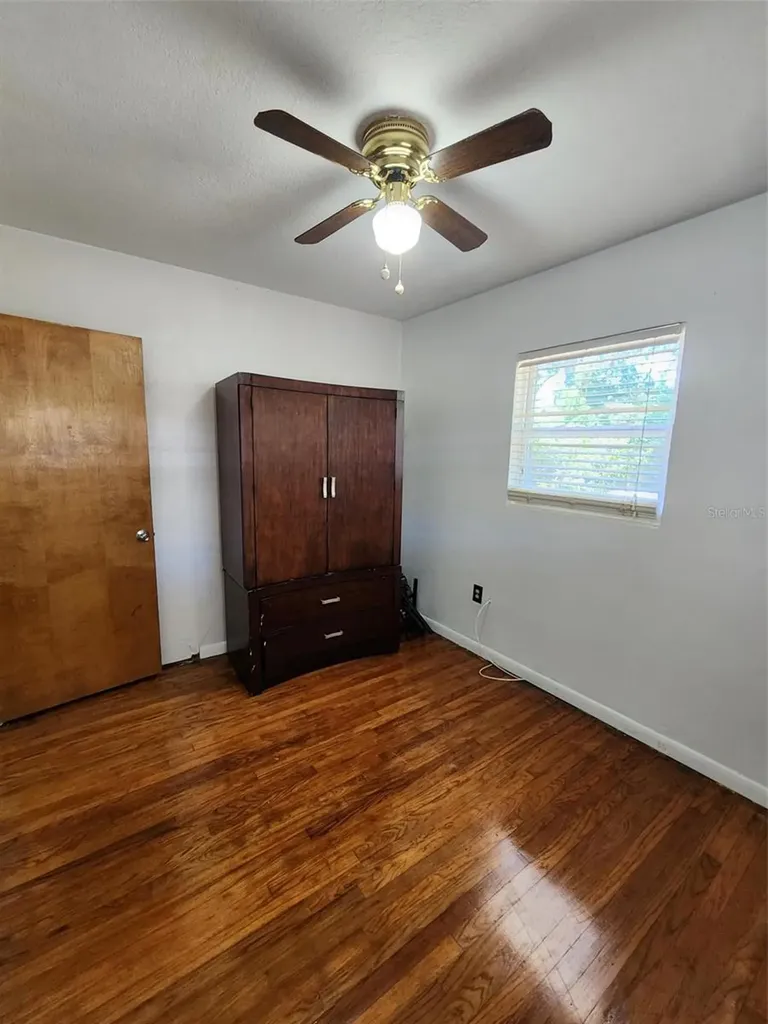 1608 Edna Avenue Largo FL 33770