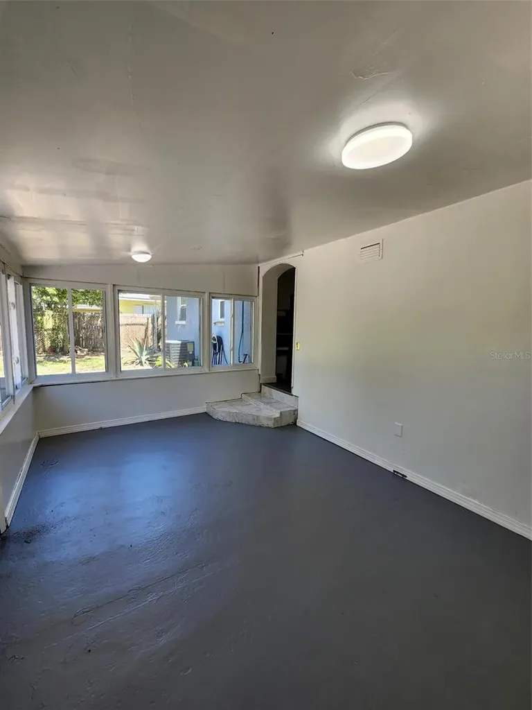 1608 Edna Avenue Largo FL 33770