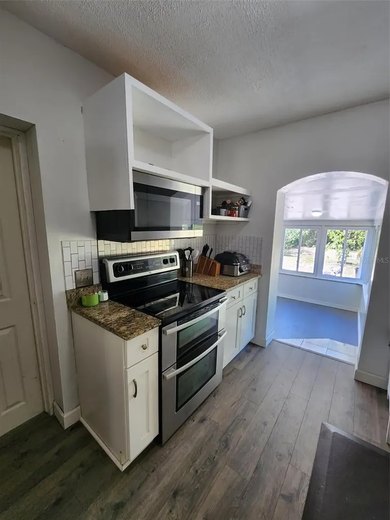1608 Edna Avenue Largo FL 33770