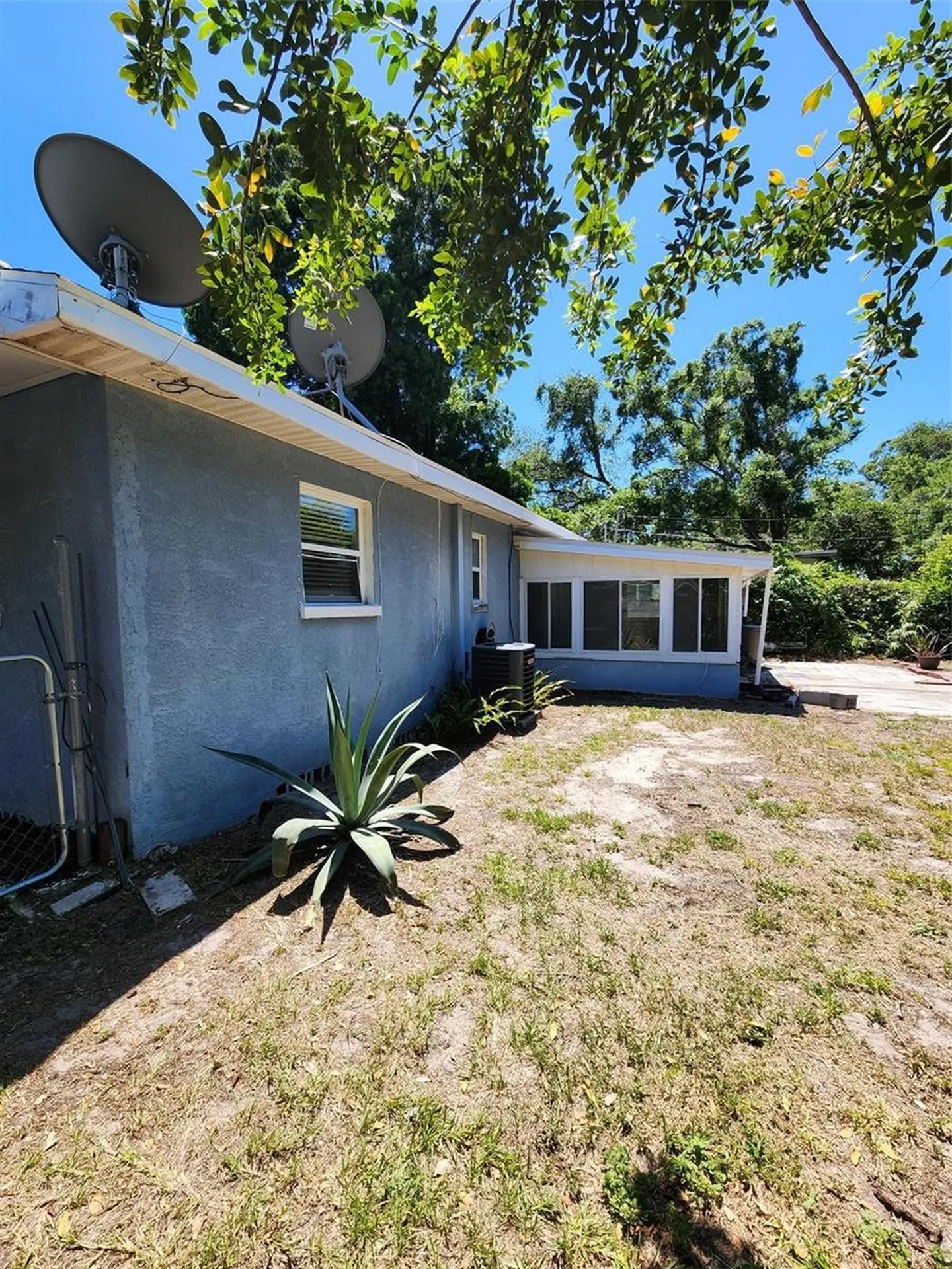 1608 Edna Avenue Largo FL 33770