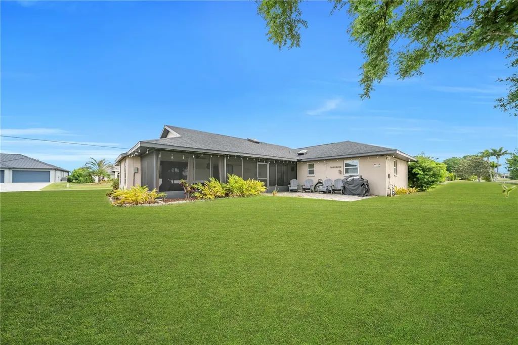 299 Rotonda Circle Rotonda West FL 33947