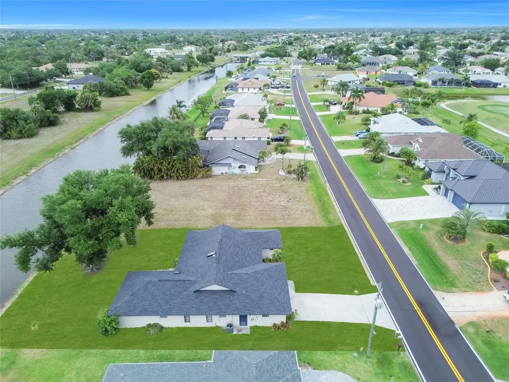299 Rotonda Circle Rotonda West FL 33947