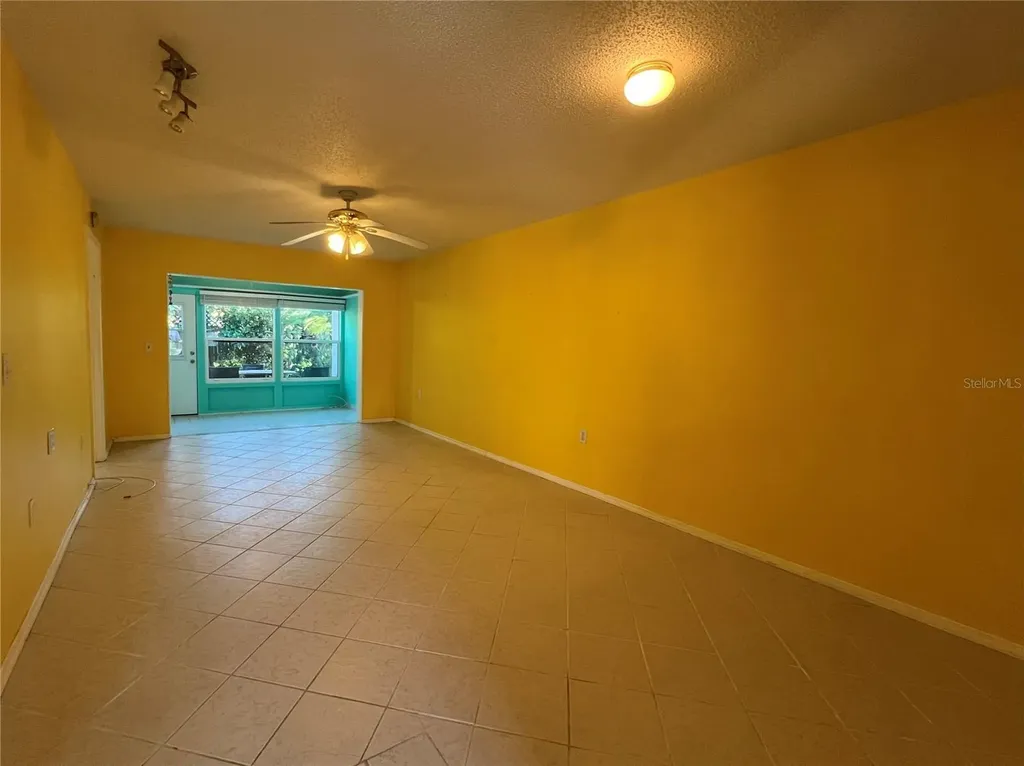 2971 Mission Drive E Clearwater FL 33759