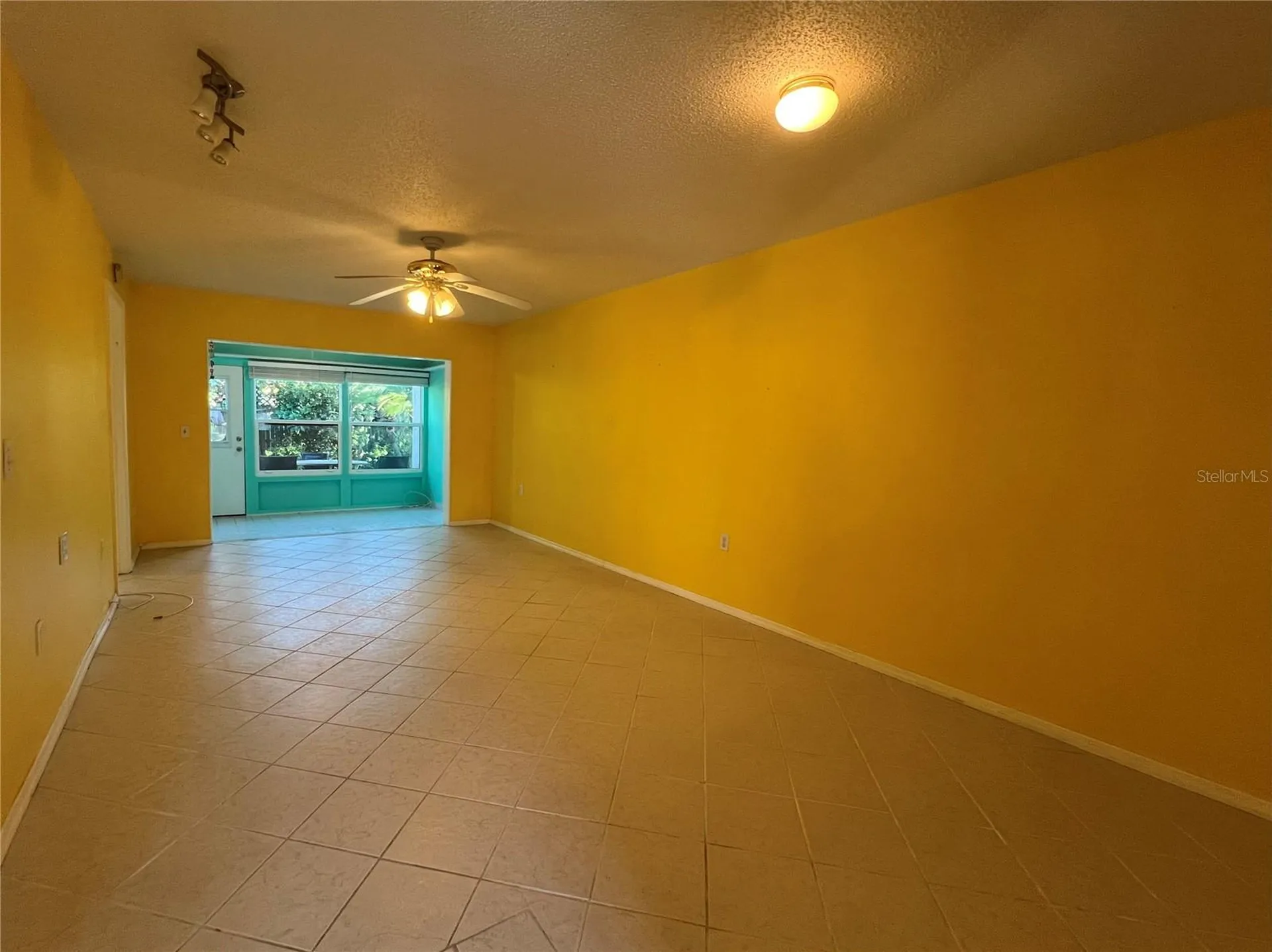 2971 Mission Drive E Clearwater FL 33759