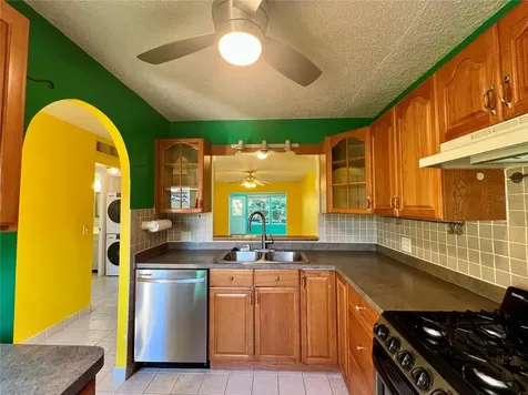 2971 Mission Drive E Clearwater FL 33759