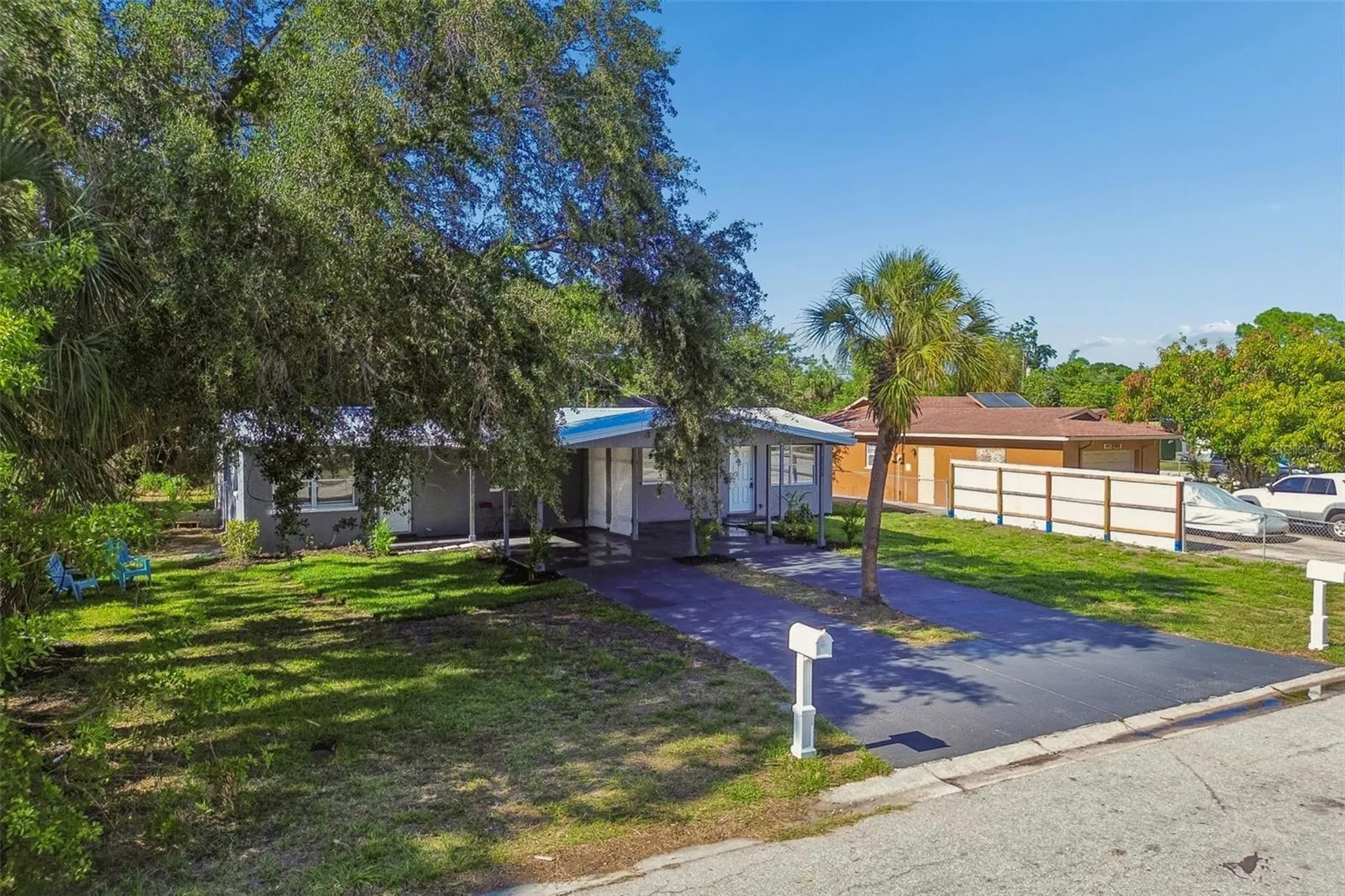 2105 46th Avenue Drive W Bradenton FL 34207