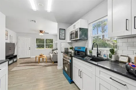 2105 46th Avenue Drive W Bradenton FL 34207