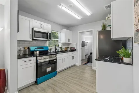 2105 46th Avenue Drive W Bradenton FL 34207