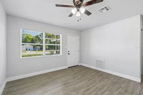 2105 46th Avenue Drive W Bradenton FL 34207