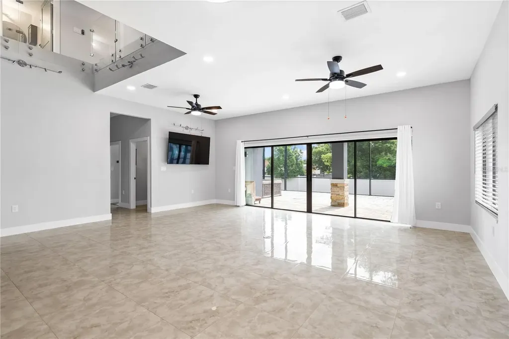 541 W Lake Brantley Road Altamonte Springs FL 32714