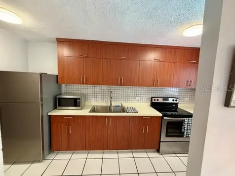 5870 Jose M. Tartak Carolina PR 00979
