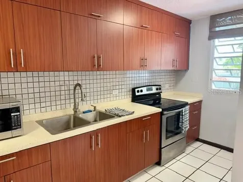 5870 Jose M. Tartak Carolina PR 00979