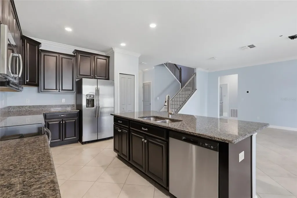 13917 Roseate Tern Lane Riverview FL 33579