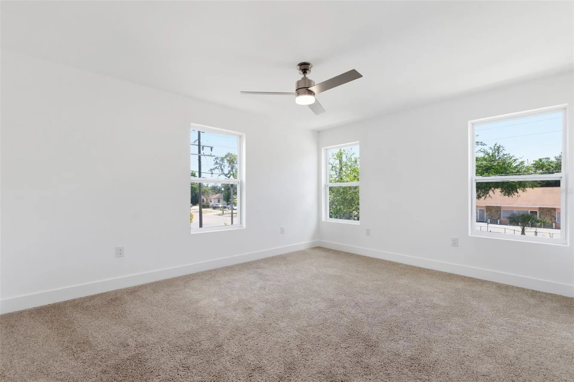 1530 12th Avenue S St Petersburg FL 33705
