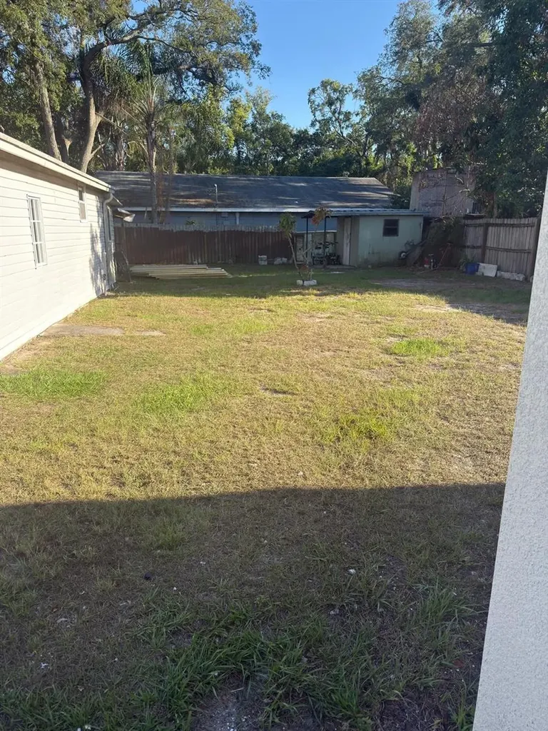 810 W 113th Avenue Tampa FL 33612