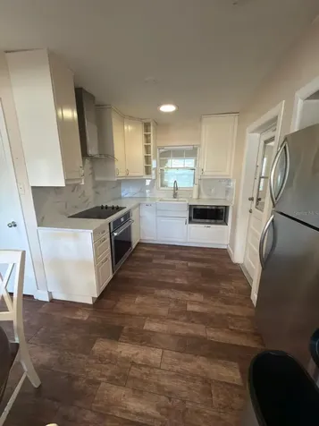 810 W 113th Avenue Tampa FL 33612