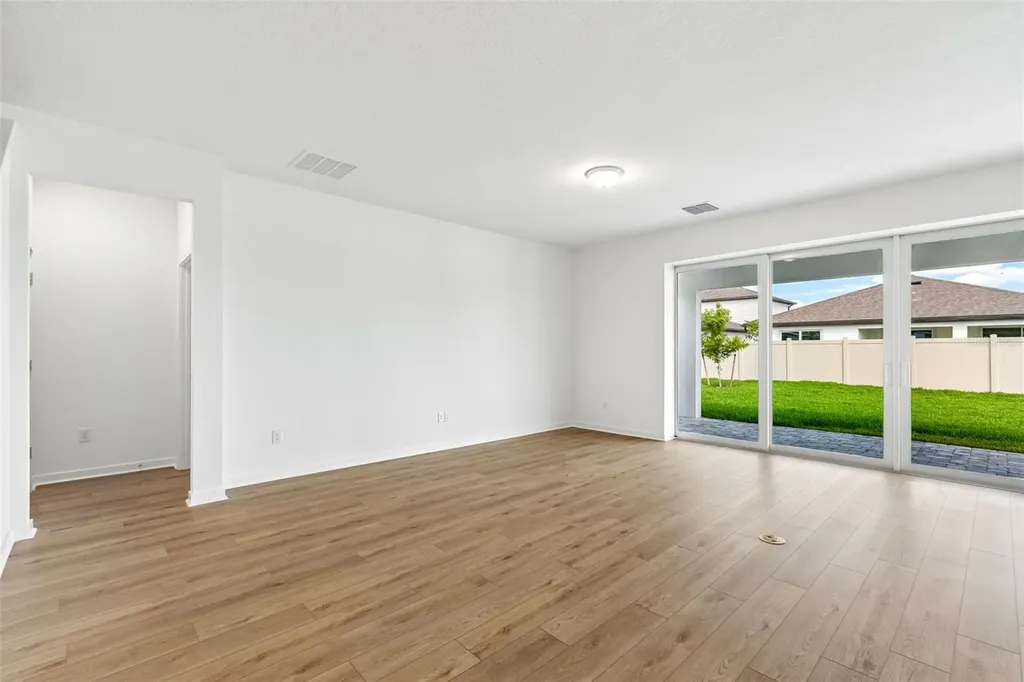 6669 Asbury Barnes Lane Wesley Chapel FL 33545